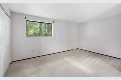 350 Woodbridge Dr, Ross Twp, PA 15237 - Photo 22