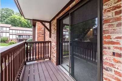 350 Woodbridge Dr, Ross Twp, PA 15237 - Photo 4