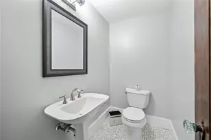 310 Morrison Dr, Pittsburgh, PA 15216 - Photo 12