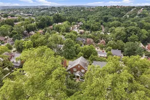 310 Morrison Dr, Pittsburgh, PA 15216 - Photo 24