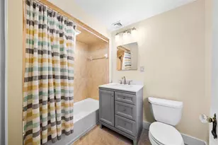 310 Morrison Dr, Pittsburgh, PA 15216 - Photo 14