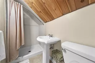 310 Morrison Dr, Pittsburgh, PA 15216 - Photo 20