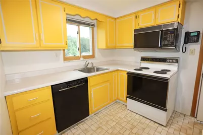789 Dichicco Drive, North Versailles, PA 15137 - Photo 8
