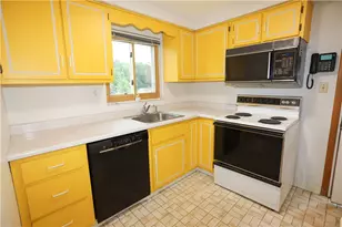 789 Dichicco Dr, North Versailles, PA 15137 - Photo 8