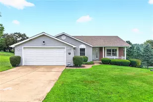 336 Shannon Cir, Daugherty Township, PA 15066 - Photo 1