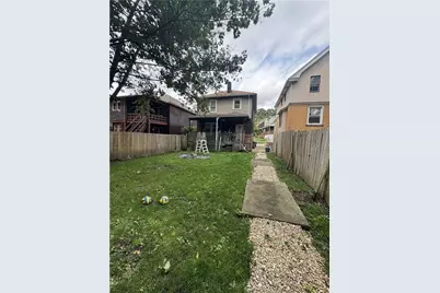 1372 Traymore Ave, Pittsburgh, PA 15221 - Photo 14