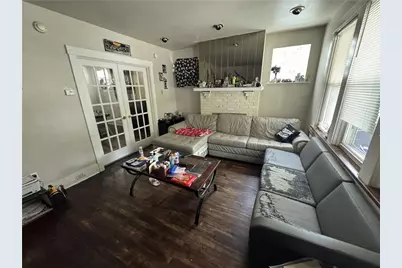 1372 Traymore Ave, Pittsburgh, PA 15221 - Photo 2