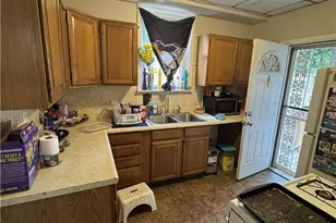 1372 Traymore Ave, Pittsburgh, PA 15221 - Photo 4