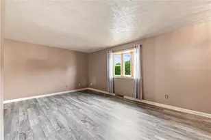 331 Clavale Dr, North Versailles, PA 15137 - Photo 4