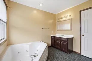 1019 Kimberly Dr, South Union Township, PA 15401 - Photo 22