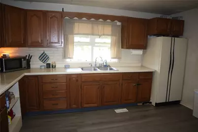 213 2nd Ave, Elco, PA 15434 - Photo 8