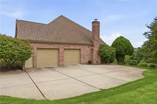 5012 Northfield Dr, Adams Township, PA 15044 - Photo 2