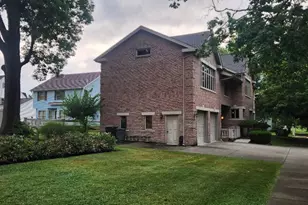 650 Washington Ave, Ellwood City, PA 16117 - Photo 2