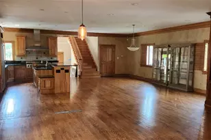650 Washington Ave, Ellwood City, PA 16117 - Photo 10