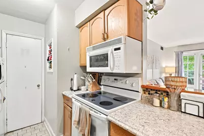 950 Margarite Drive #J, Scott Township, PA 15216 - Photo 12