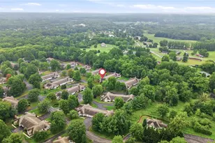 57 Stone Ridge Blvd, Hermitage, PA 16148 - Photo 4
