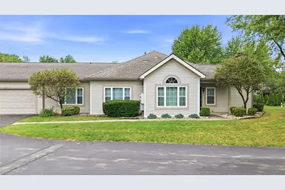 57 Stone Ridge Blvd, Hermitage, PA 16148 - Photo 2