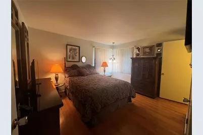 327 Holyoke Rd, Center Township, PA 16001 - Photo 16