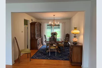 327 Holyoke Rd, Center Township, PA 16001 - Photo 10