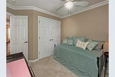 575 E Vanderbilt Drive, Adams Township, PA 16046 - Photo 10