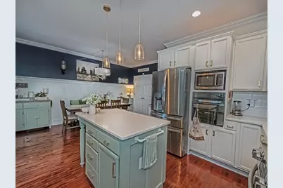 575 E Vanderbilt Drive, Adams Township, PA 16046 - Photo 10