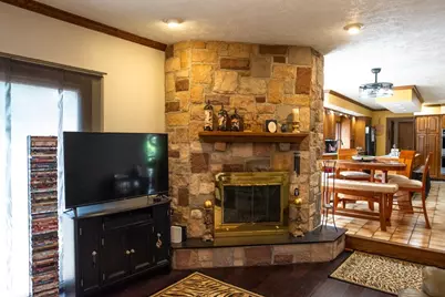 856 Walnut Drive, Ellwood City, PA 16117 - Photo 14
