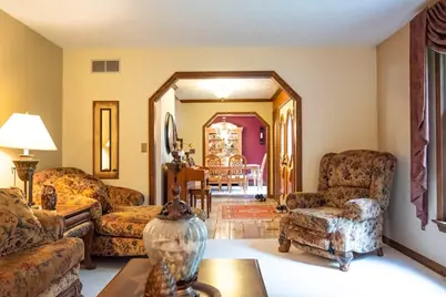 856 Walnut Drive, Ellwood City, PA 16117 - Photo 10