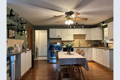 533 Finley Ave, Scott Township, PA 15106 - Photo 2
