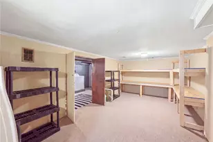 891 Bon Air Dr, Sharon, PA 16146 - Photo 32