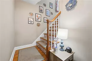 891 Bon Air Dr, Sharon, PA 16146 - Photo 20