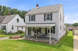 891 Bon Air Dr, Sharon, PA 16146 - Photo 2