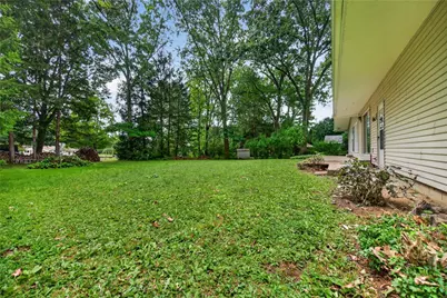 21 Evergreen Dr, Hempfield Township, PA 16125 - Photo 32