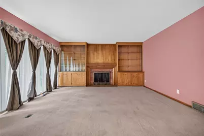 21 Evergreen Dr, Hempfield Township, PA 16125 - Photo 10