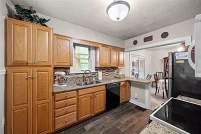 1069 Harding St, Bridgeville, PA 15017 - Photo 14