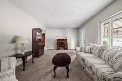 1069 Harding St, Bridgeville, PA 15017 - Photo 10