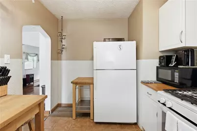 180 Calvert St, Bridgeville, PA 15017 - Photo 16
