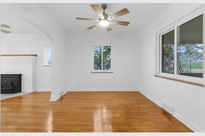 116 Warren Dr, New Kensington, PA 15068 - Photo 8