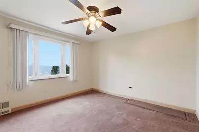 2115 E Beckert Ave, Pittsburgh, PA 15212 - Photo 14