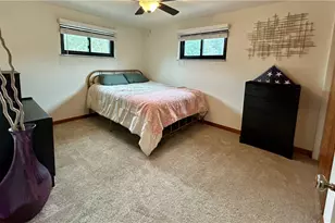 5525 Clark Ave, Bethel Park, PA 15102 - Photo 24