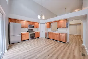 2115 Shawnee Dr, South Strabane, PA 15301 - Photo 8