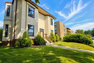 735 N Highland, Pittsburgh, PA 15206 - Photo 2