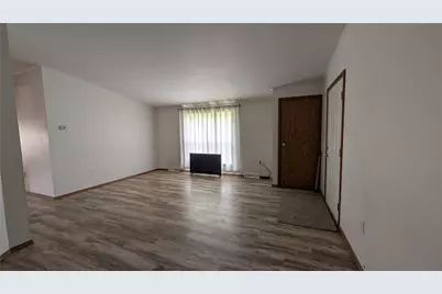 648 Daisy Lane, North Union Township, PA 15401 - Photo 12