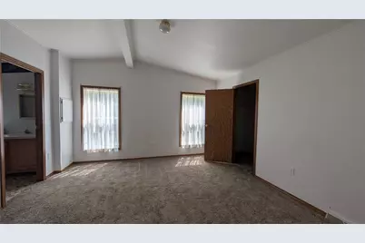 648 Daisy Lane, North Union Township, PA 15401 - Photo 16