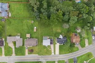 494 Lougeay Rd, Pittsburgh, PA 15235 - Photo 36