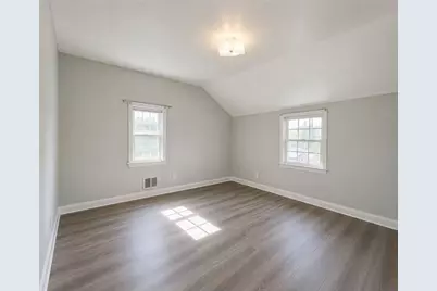5361 Orchard Hill Dr, Pittsburgh, PA 15236 - Photo 10