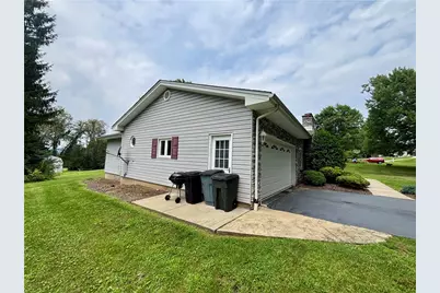 157 Randall Dr, Neshannock Township, PA 16105 - Photo 32