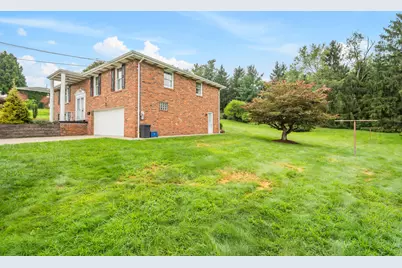 711 Valeria Drive, Canonsburg, PA 15317 - Photo 6
