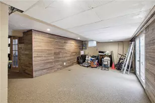 7913 Lloyd Ave, Pittsburgh, PA 15218 - Photo 24