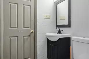 7913 Lloyd Ave, Pittsburgh, PA 15218 - Photo 14