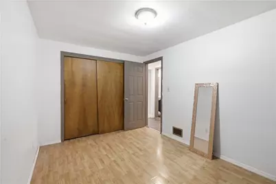 7913 Lloyd Ave, Pittsburgh, PA 15218 - Photo 18